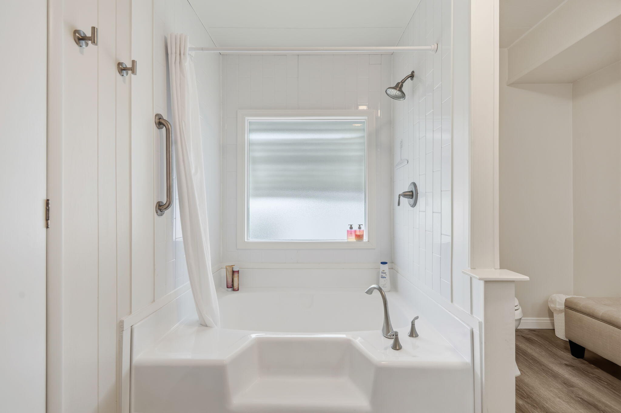 340 Old Mill Road, Unit SPC 152 Santa Barbara, CA 93110 - Photo 15 of 28 22-Primary Bathroom