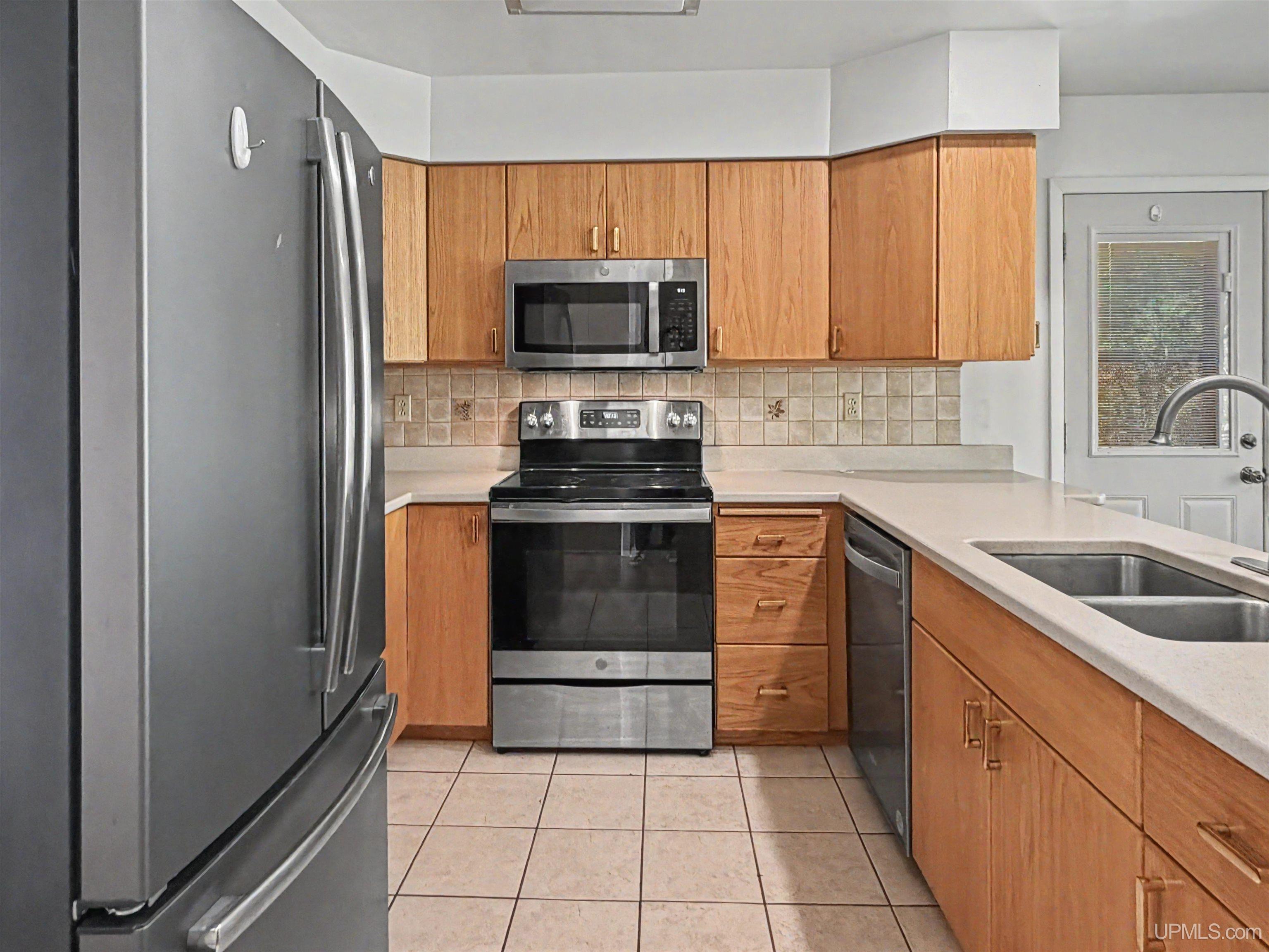 610 Brule Road Marquette, MI 49855 - Photo 8 of 72