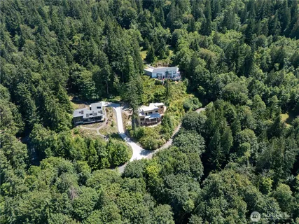 $2,850,000 | 1697 Chuckanut Crest Drive, Bellingham, WA 98229