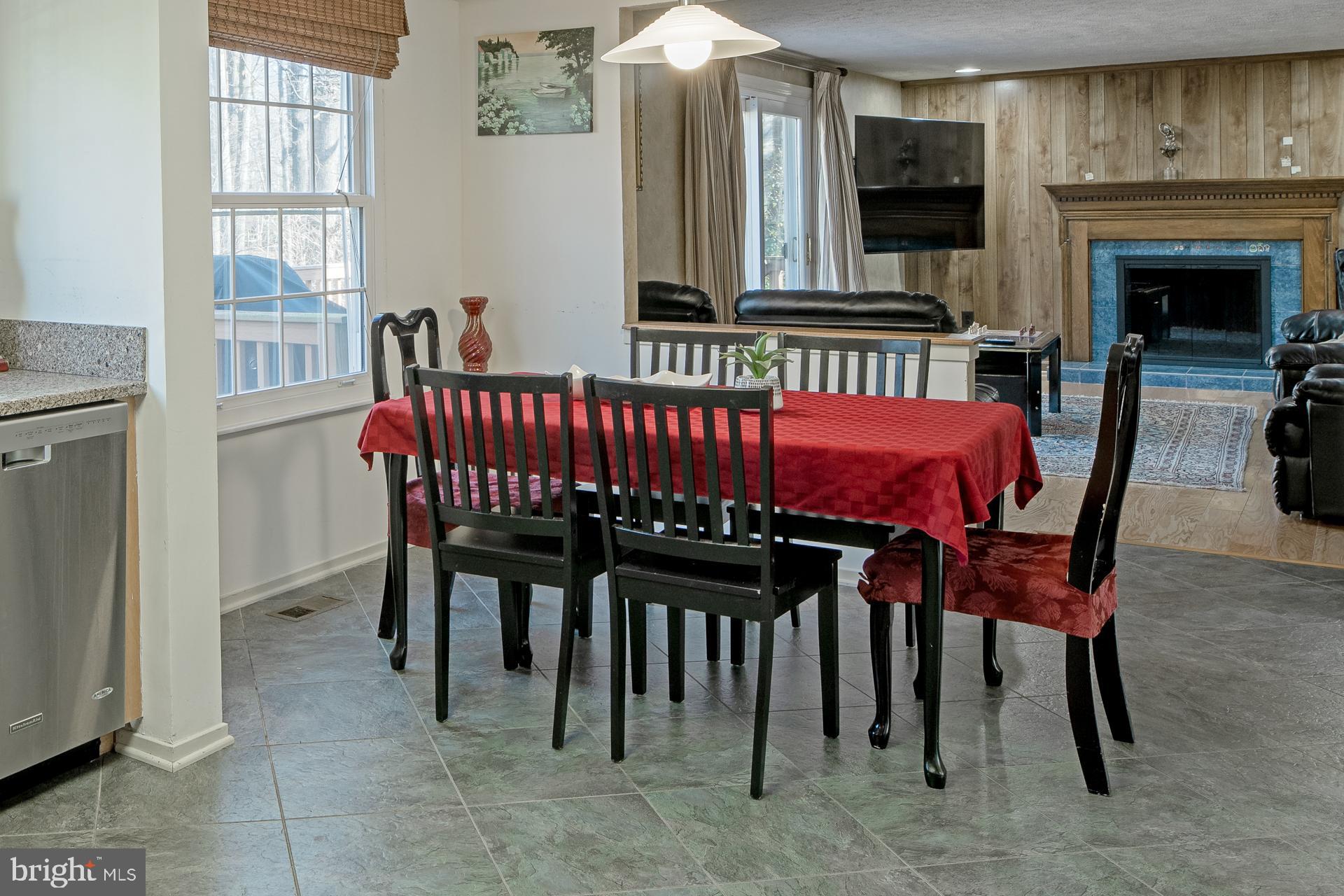 12324 Panama Road Reston, VA 20191 - Photo 6 of 24 Gallery Image 6