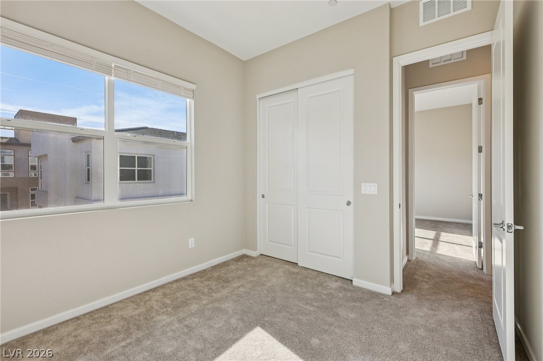 3338 Esker Rdg Avenue Henderson, NV 89044 - Photo 35 of 70 3rd floor guest bed #2