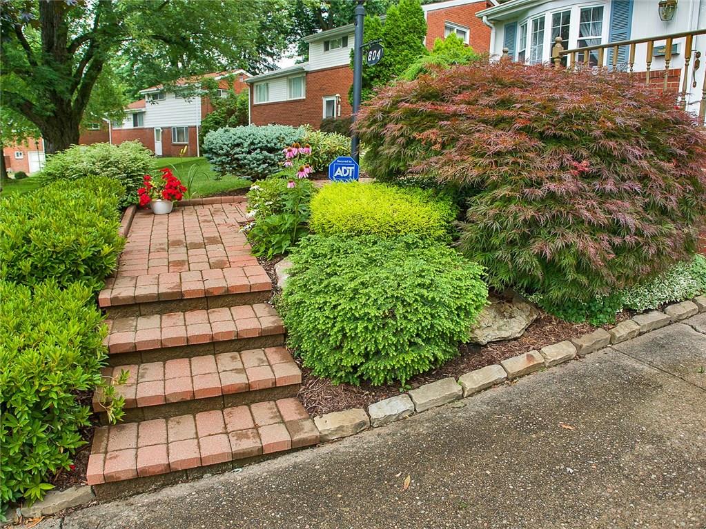 604 Brightberry Road Monroeville, PA 15146 - Photo 5 of 25 Gallery Image 5