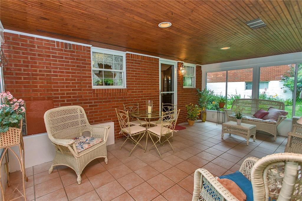 604 Brightberry Road Monroeville, PA 15146 - Photo 10 of 25 Gallery Image 10