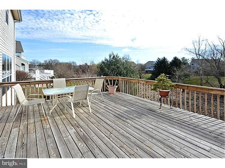2295 Warner Road Lansdale, PA 19446 - Photo 22 of 24 Deck