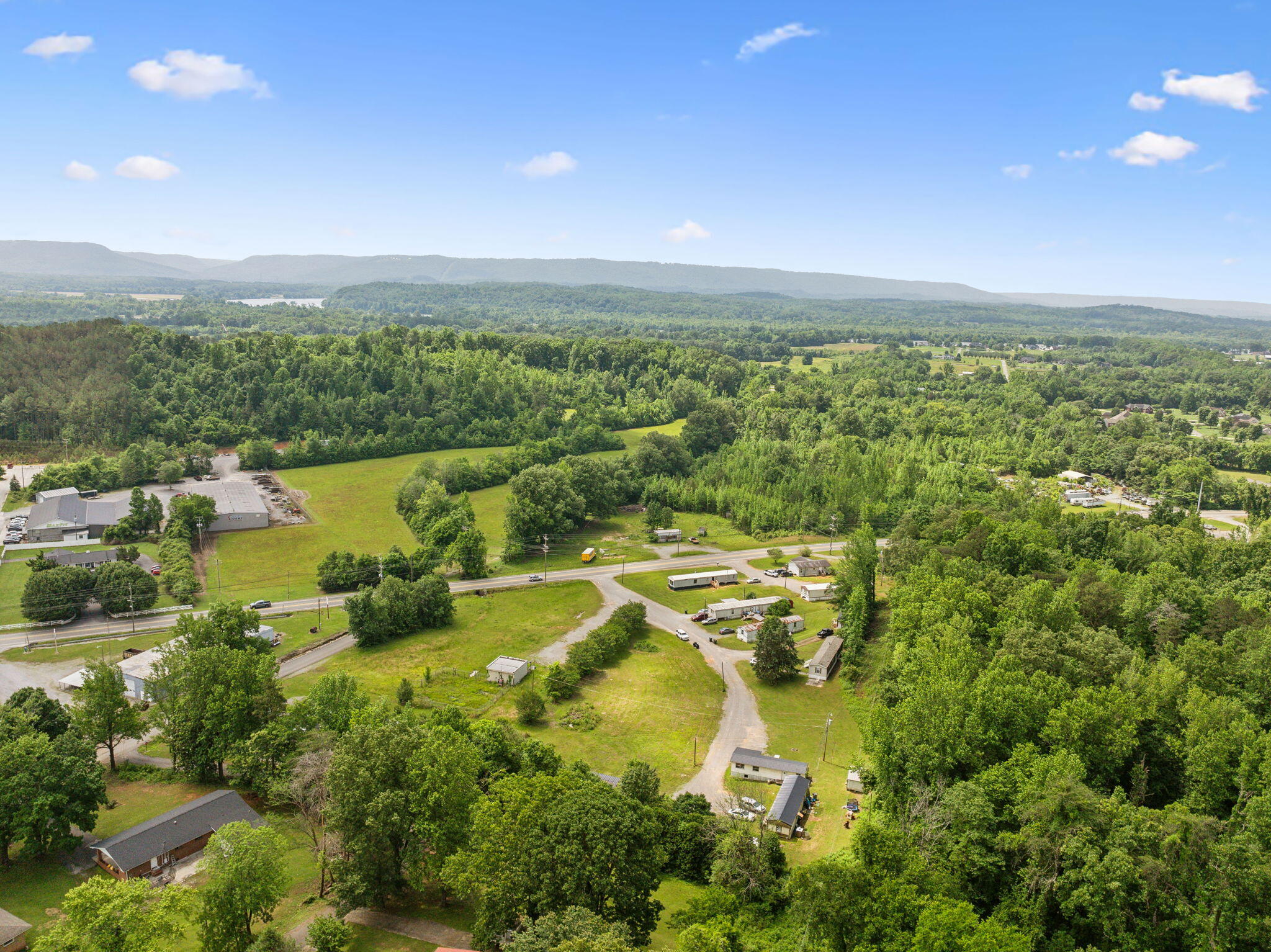 1841 Main Street Jasper, TN 37347 - Photo 2 of 37 26-web-or-mls-1841 Main St - 026