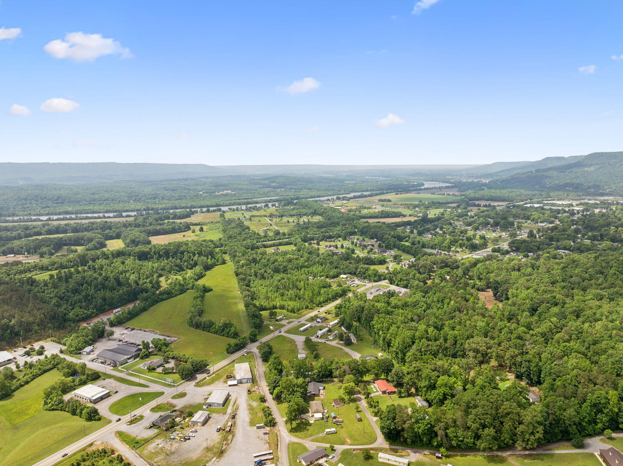 1841 Main Street Jasper, TN 37347 - Photo 7 of 37 21-web-or-mls-1841 Main St - 021