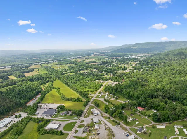 $650,000 | 1841 Main Street, Jasper, TN 37347