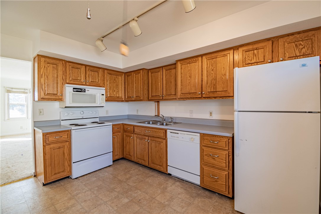 2450-2452 Wakefield Drive, Unit 1AND2 Decatur, IL 62521 - Photo 10 of 16