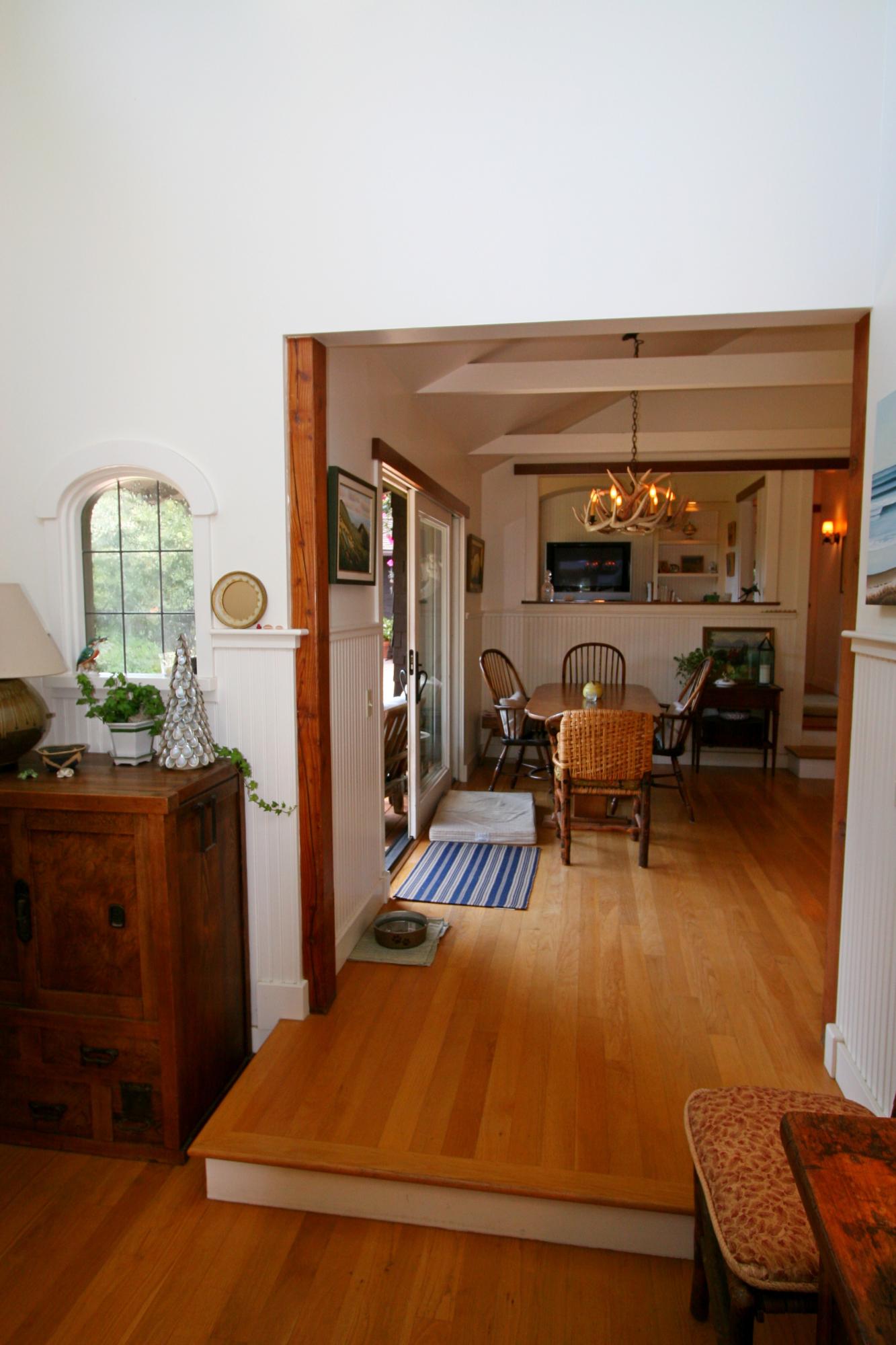 283 Oak Road Santa Barbara, CA 93108 - Photo 8 of 24 8 Dining Area 1
