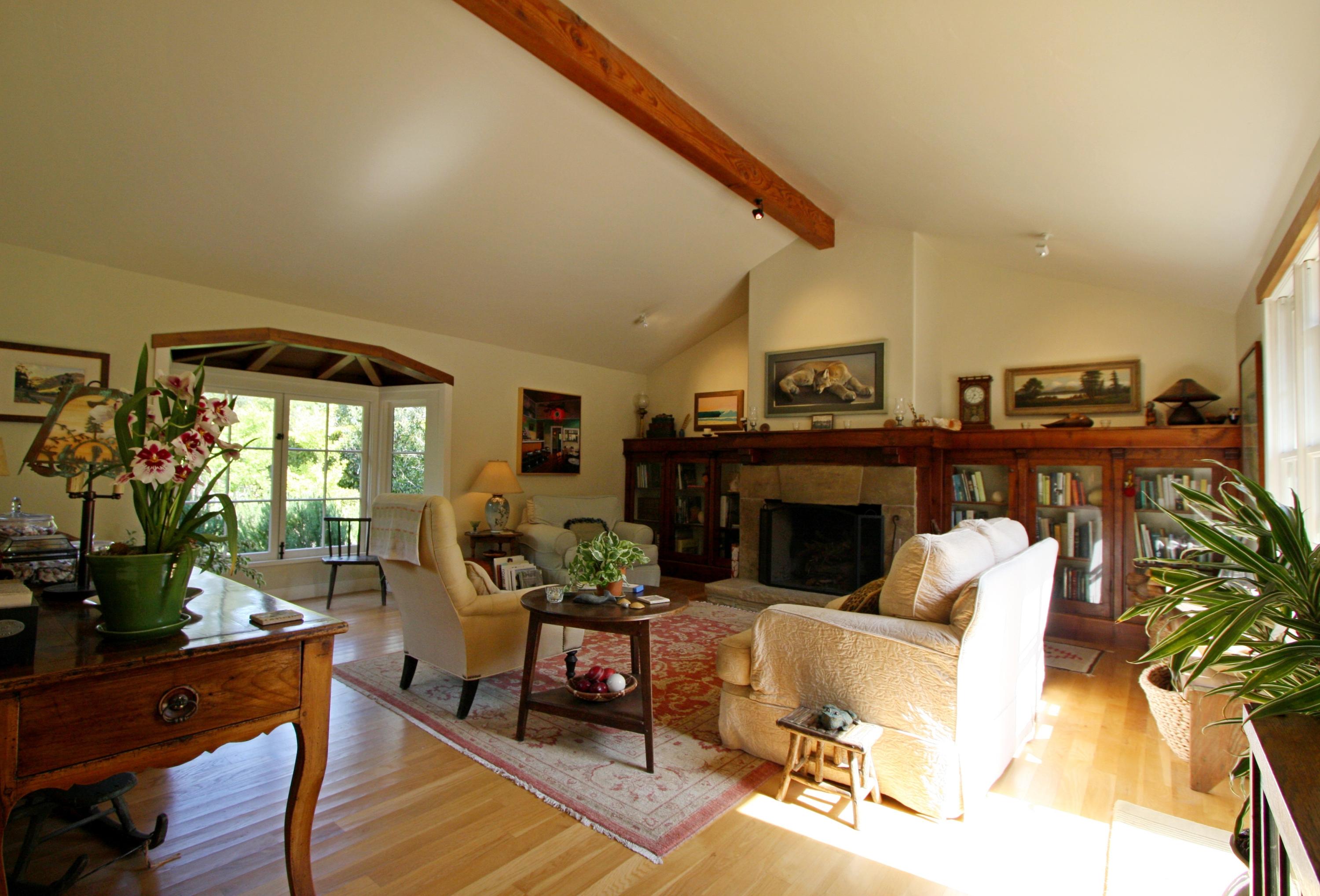 283 Oak Road Santa Barbara, CA 93108 - Photo 9 of 24 10 Living rm a