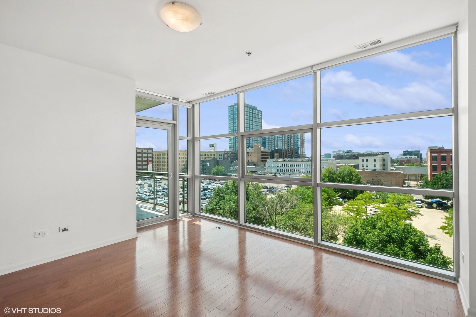 225 South Sangamon Street, Unit 510 Chicago, IL 60607 - Photo 3 of 26