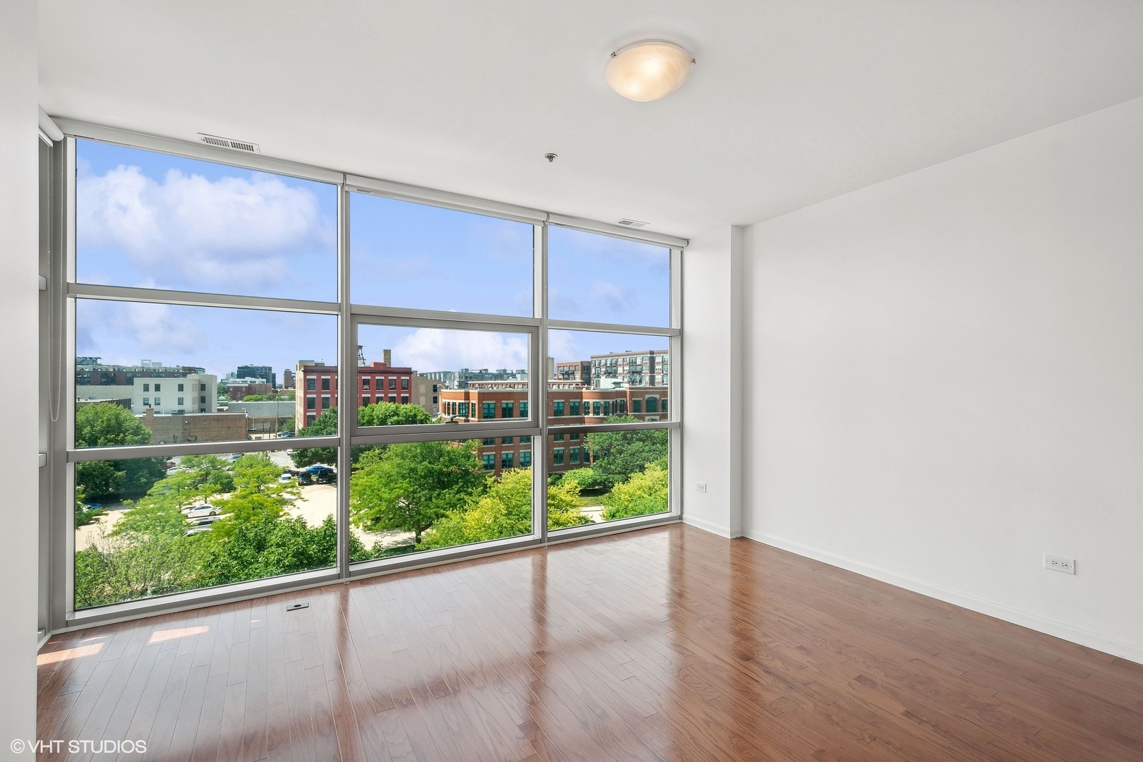 225 South Sangamon Street, Unit 510 Chicago, IL 60607 - Photo 6 of 26