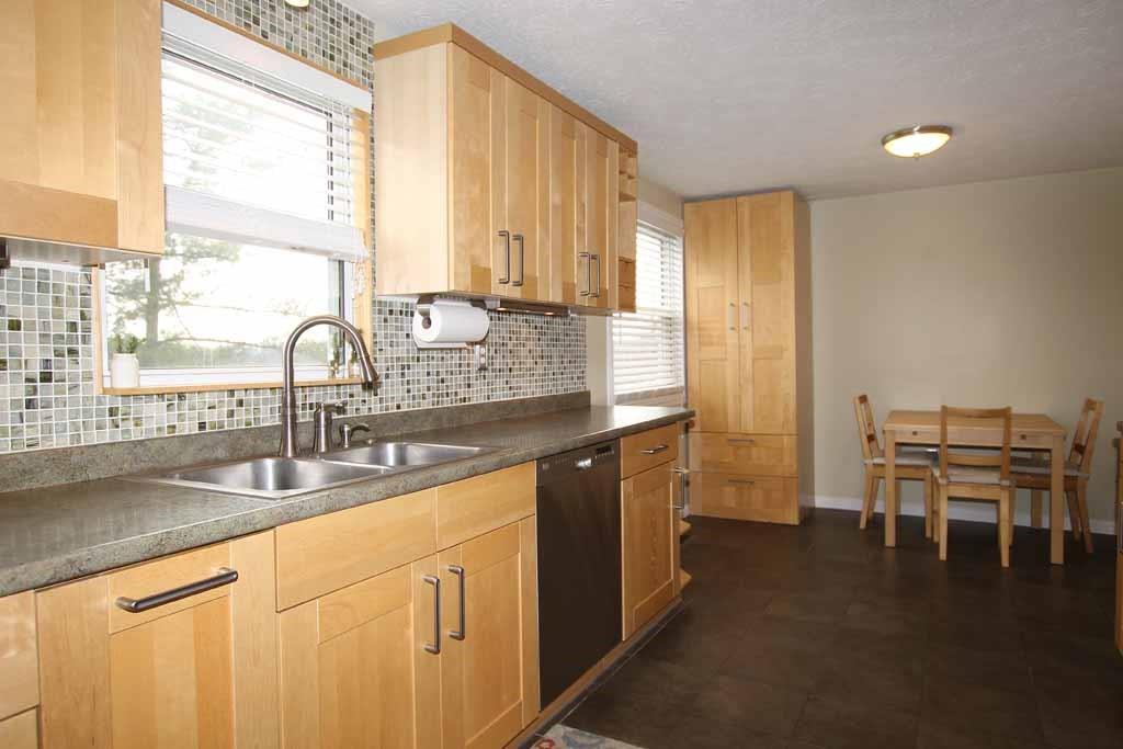 167 Summit Ridge Drive Bridgeville, PA 15017 - Photo 8 of 25 Gallery Image 8