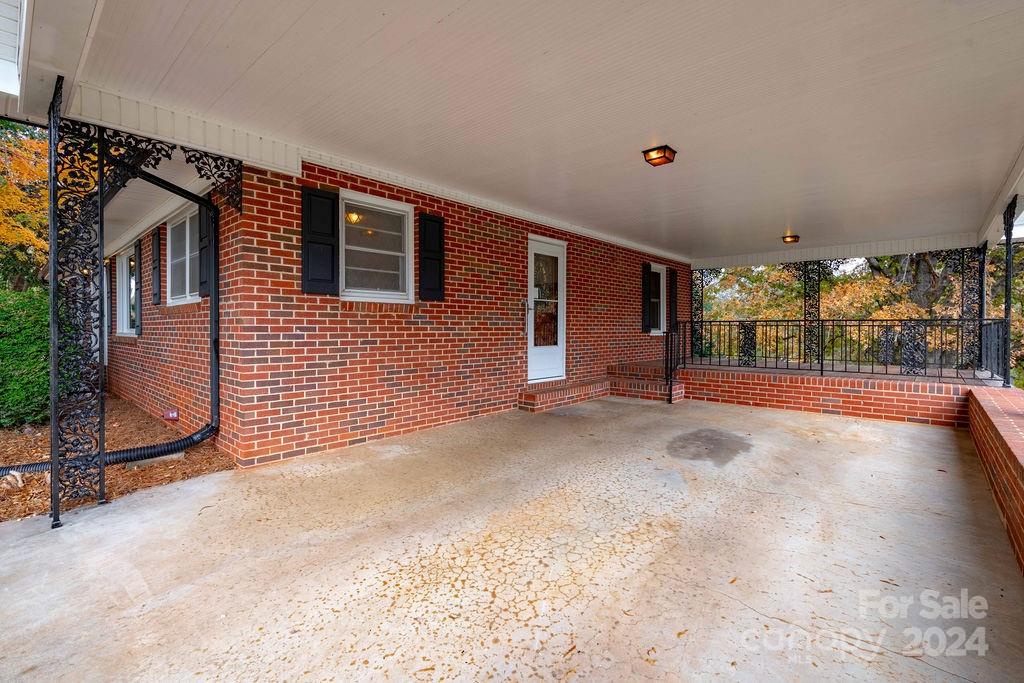 177 Country View Road Statesville, NC 28625 - Photo 4 of 48 Gallery Image 4