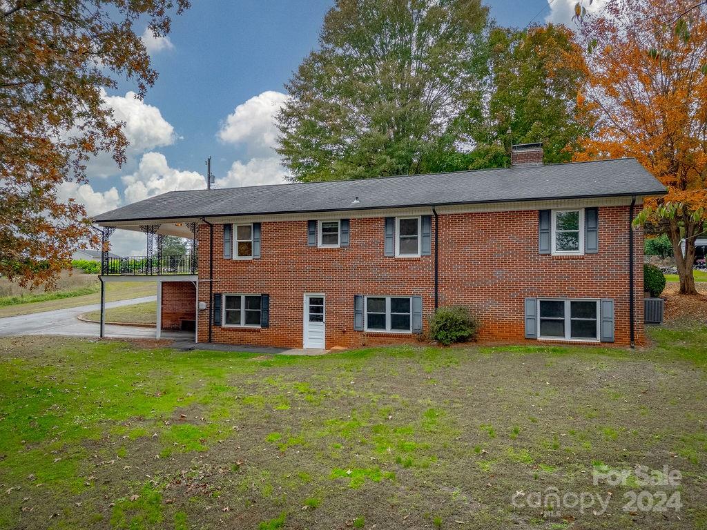 177 Country View Road Statesville, NC 28625 - Photo 5 of 48 Gallery Image 5