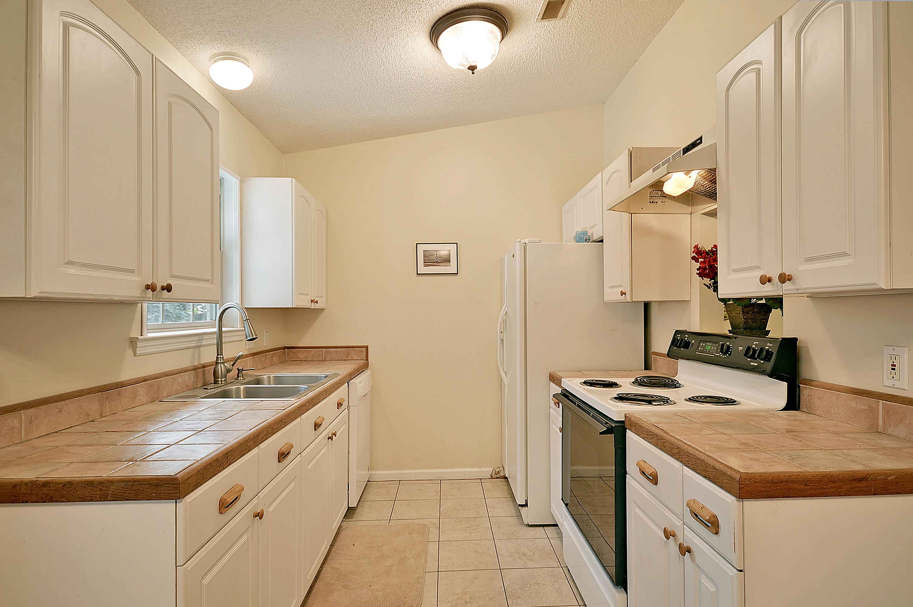 3411 Berryhill Road Johns Island, SC 29455 - Photo 8 of 27 3411 Berryhill Road Johns Island