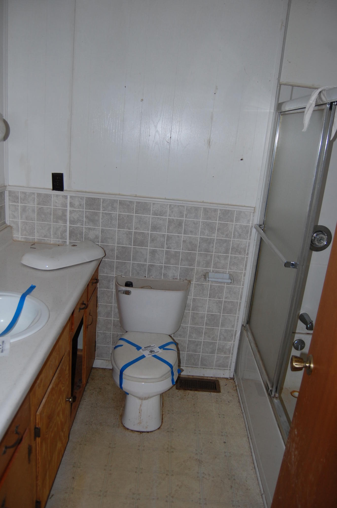 16770 Poplar Springs Road Loudon, TN 37774 - Photo 8 of 12 Bath1