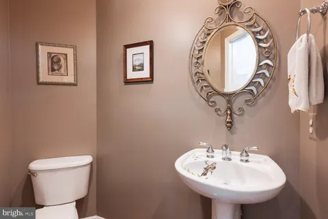 $939,000 | 109 Jay Drive, Rockville, MD 20850