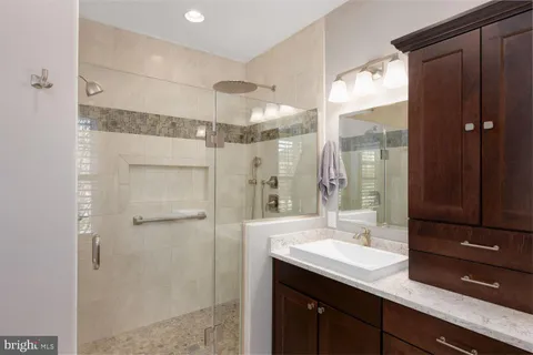 $939,000 | 109 Jay Drive, Rockville, MD 20850