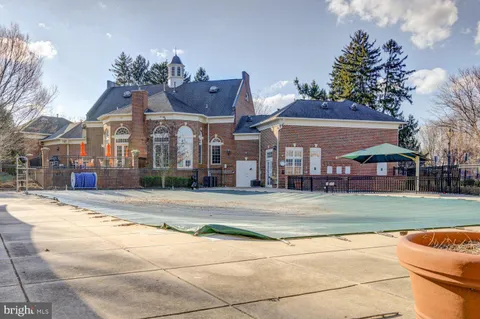 $939,000 | 109 Jay Drive, Rockville, MD 20850