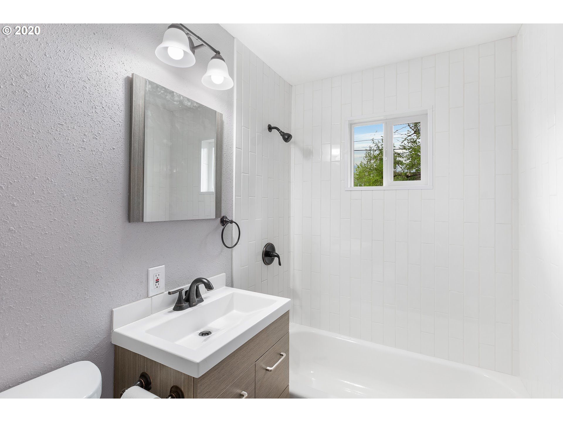 13460 Southwest Rita Drive Beaverton, OR 97005 - Photo 13 of 19 Gallery Image 13