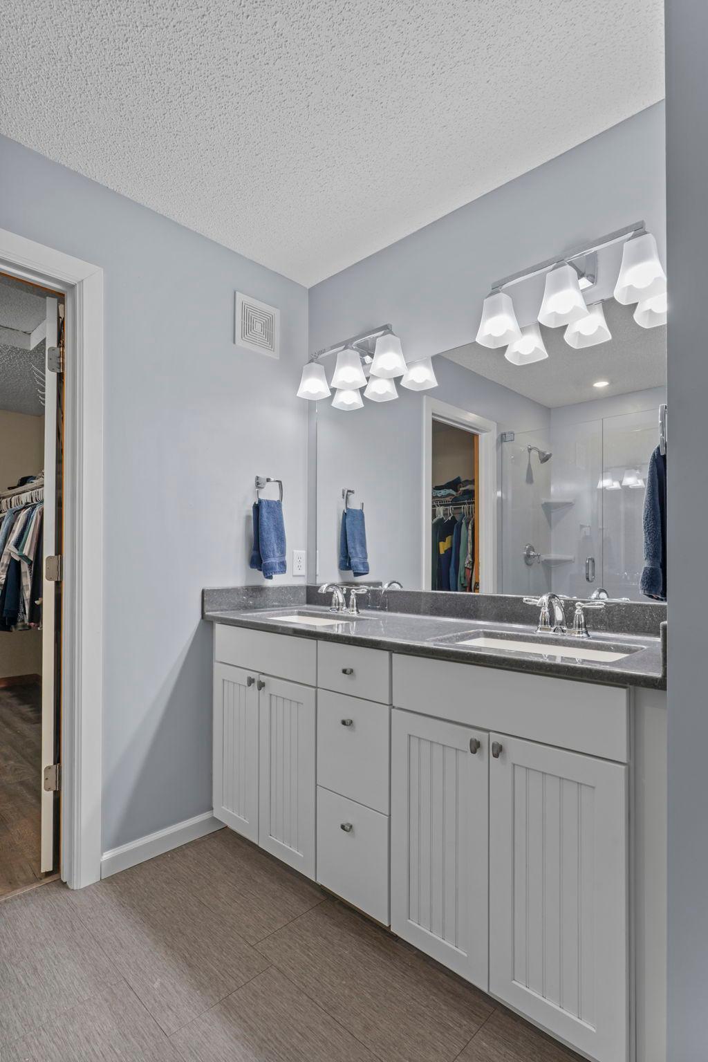 14224 Azalea Path Rosemount, MN 55068 - Photo 28 of 61