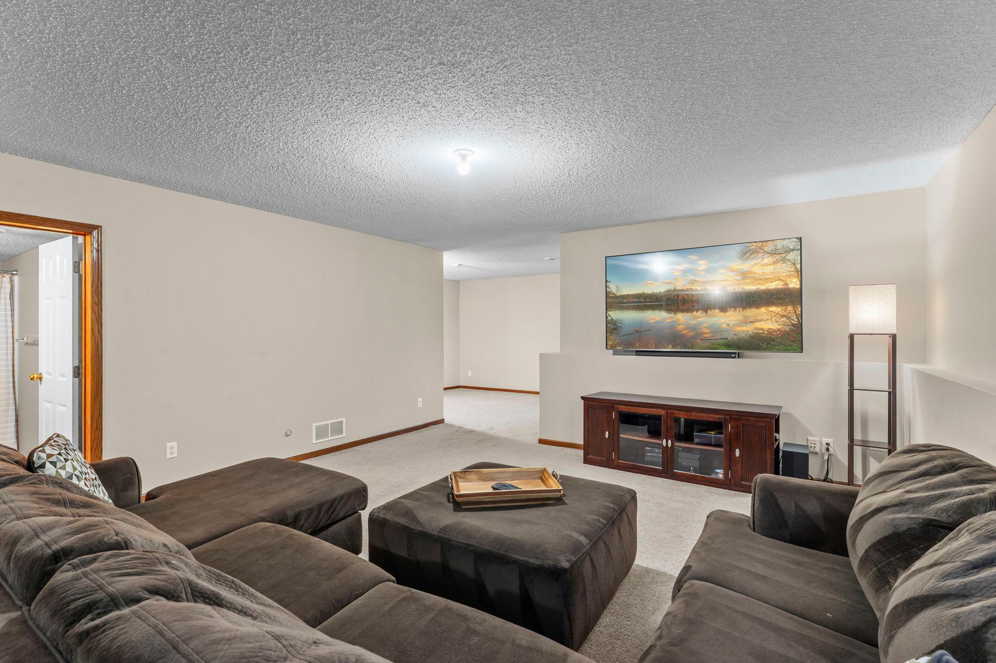 14224 Azalea Path Rosemount, MN 55068 - Photo 43 of 61