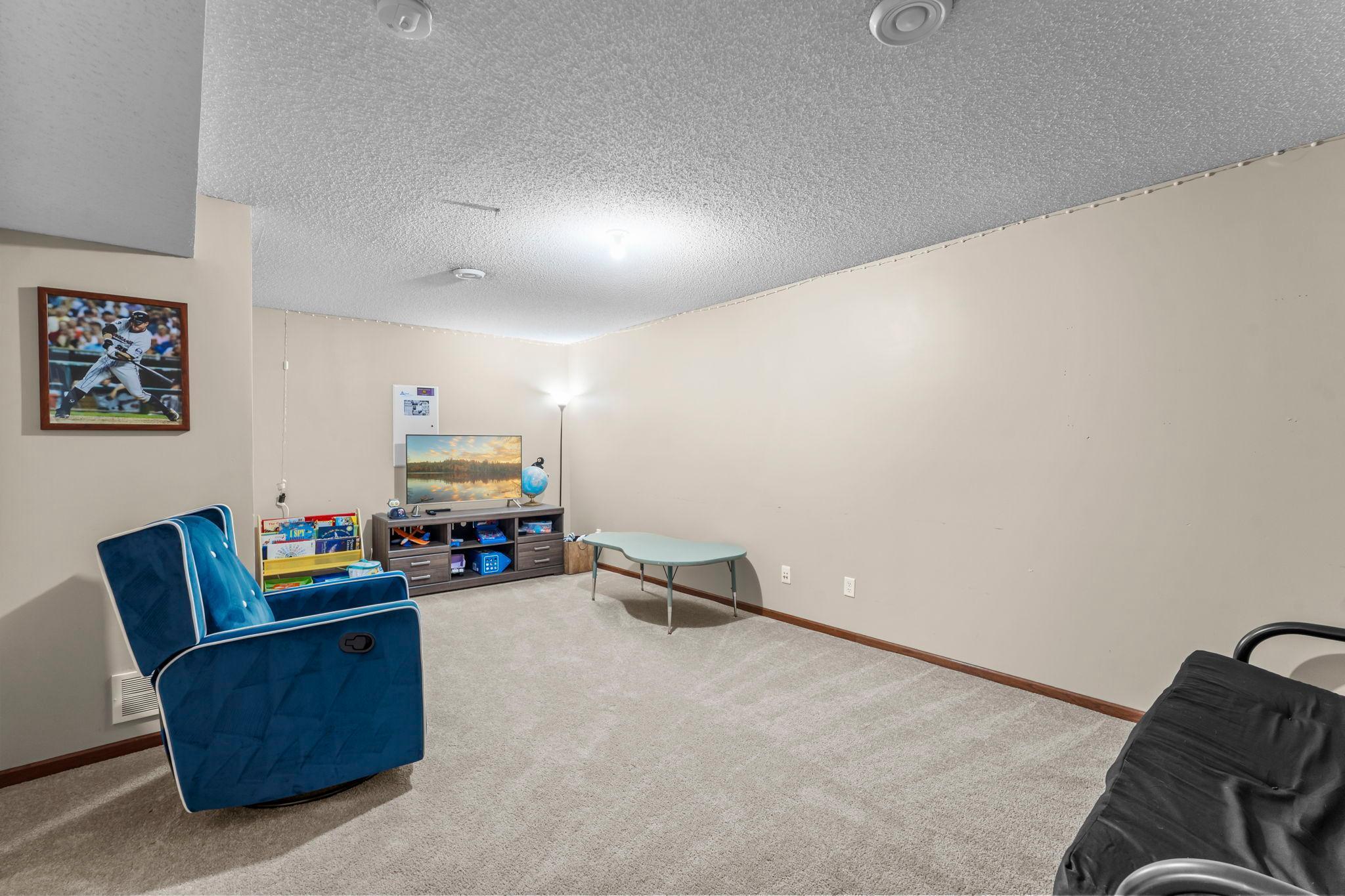 14224 Azalea Path Rosemount, MN 55068 - Photo 45 of 61