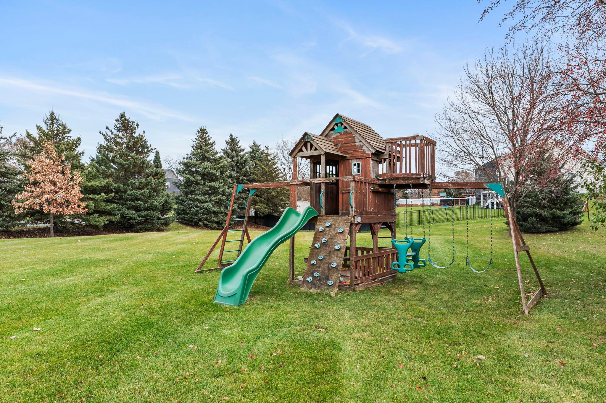 14224 Azalea Path Rosemount, MN 55068 - Photo 58 of 61