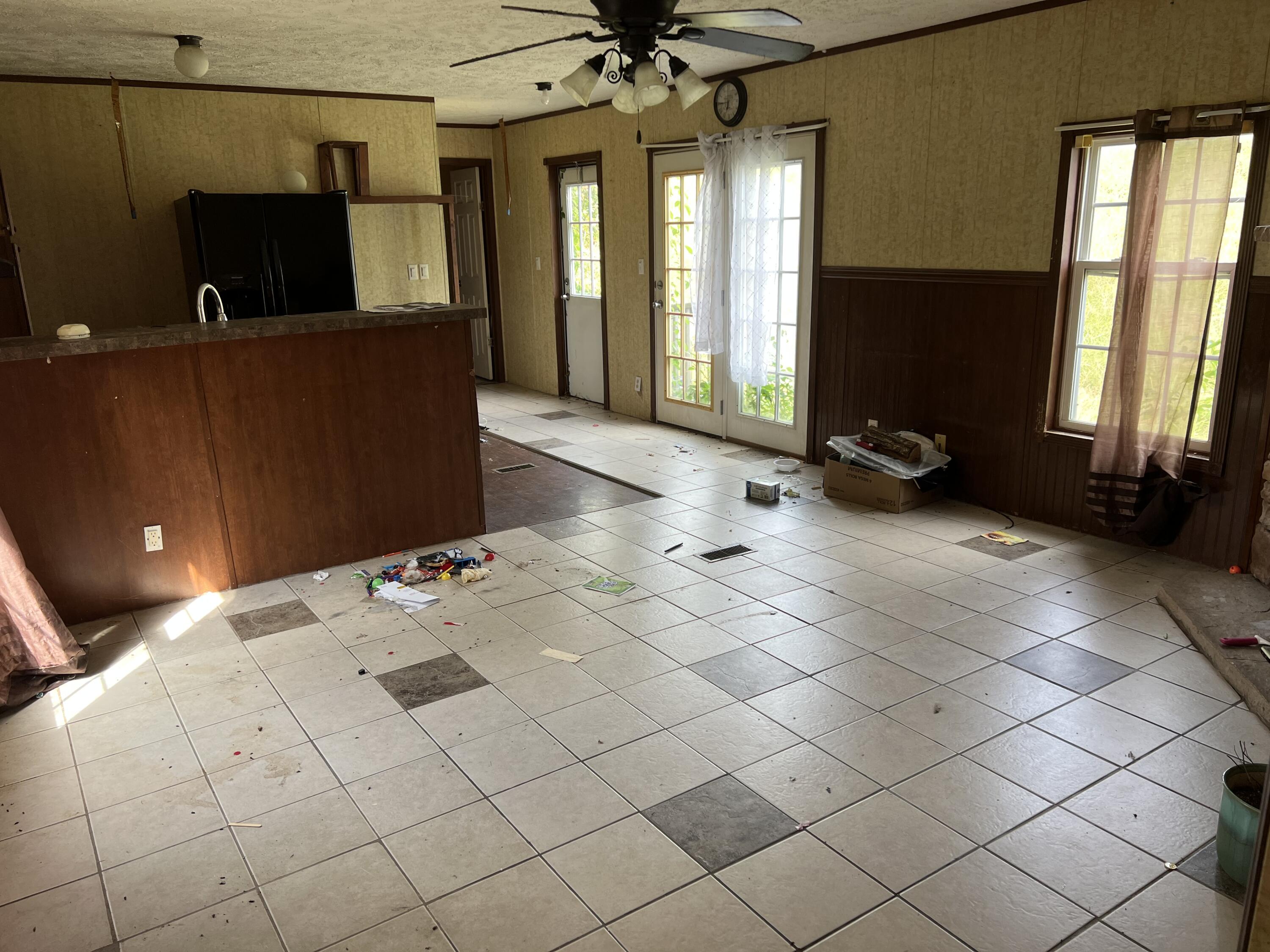 995-1005 Robinwood Road Kingsport, TN 37663 - Photo 15 of 23 IMG-7485