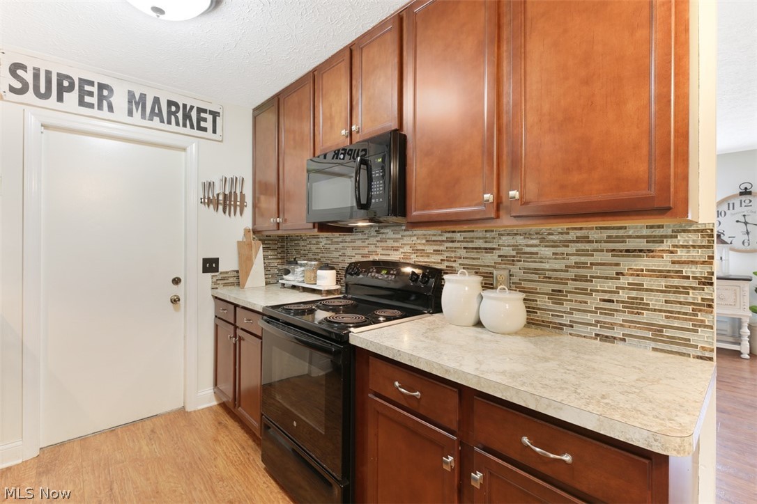 10228 Dewhurst Road Elyria, OH 44035 - Photo 7 of 25 Gallery Image 7