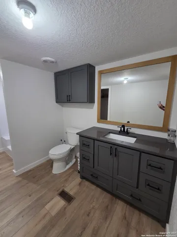 $1,750 | 1284 Glenn Drive, Canyon Lake, TX 78133