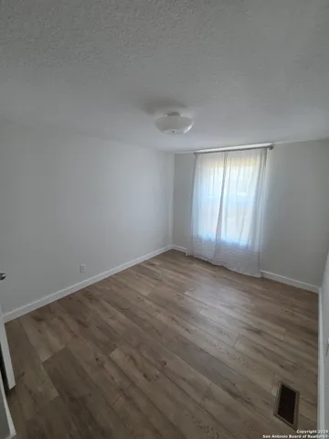 $1,750 | 1284 Glenn Drive, Canyon Lake, TX 78133