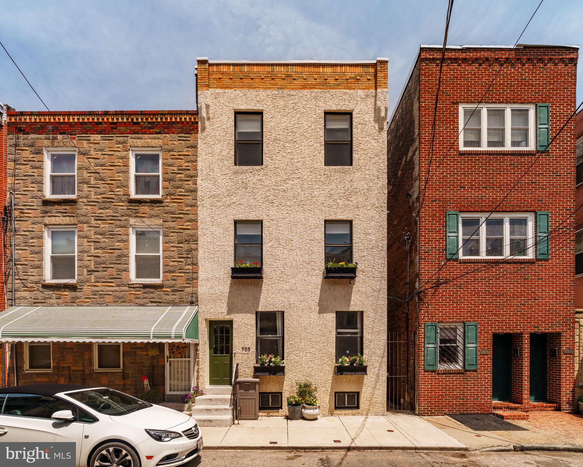 705 Manton Street Philadelphia, PA 19147 - Photo 2 of 7