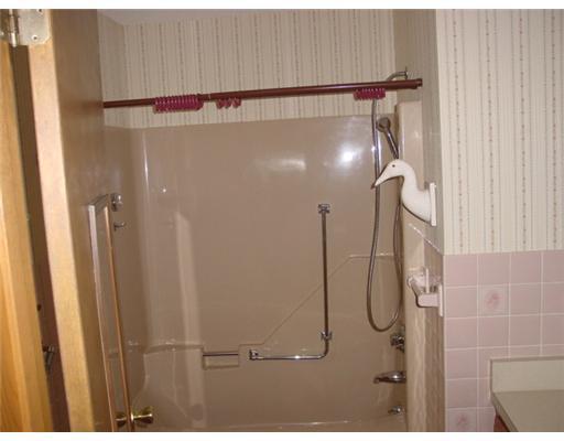 84 Mountain Road Falmouth, ME 04105 - Photo 9 of 25 Bathroom.