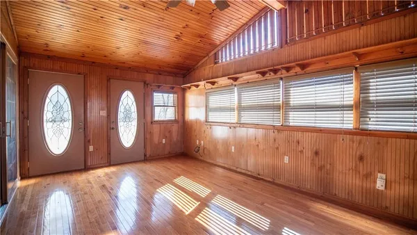 $275,000 | 353 Madison Avenue, Leechburg, PA 15656