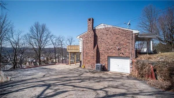 $275,000 | 353 Madison Avenue, Leechburg, PA 15656