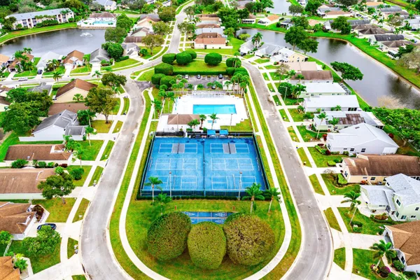 $448,300 | 7612 Mansfield Hollow Road, Delray Beach, FL 33446