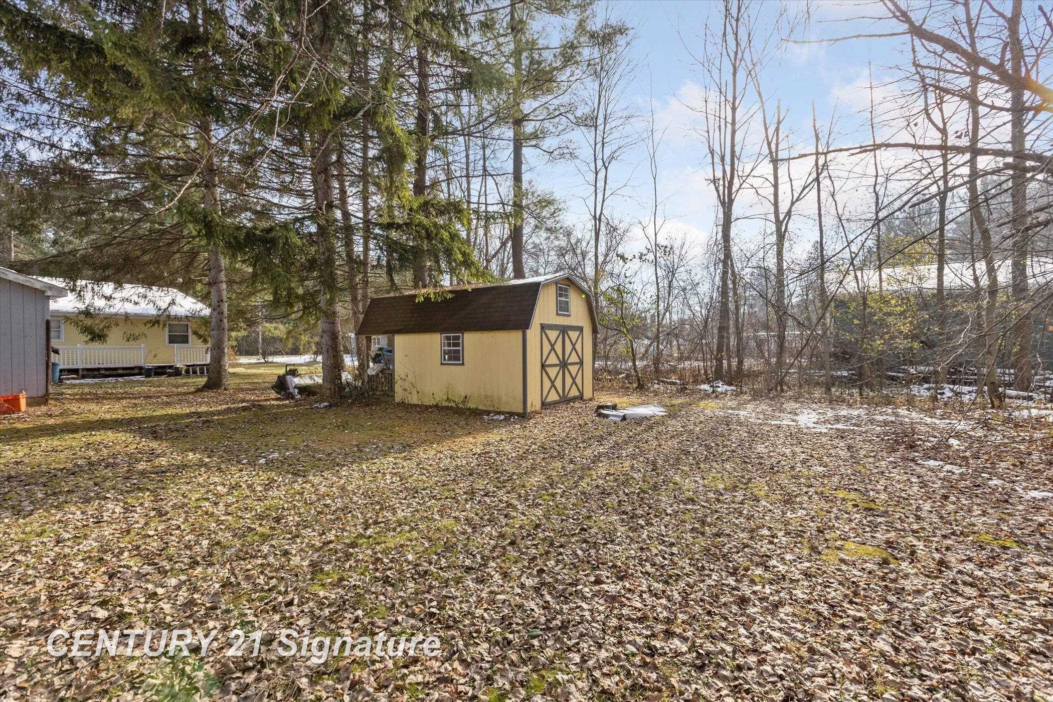 787 North Homer Road Midland, MI 48640 - Photo 37 of 40
