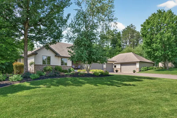$675,000 | 6650 235th Avenue Northeast, Stacy, MN 55079