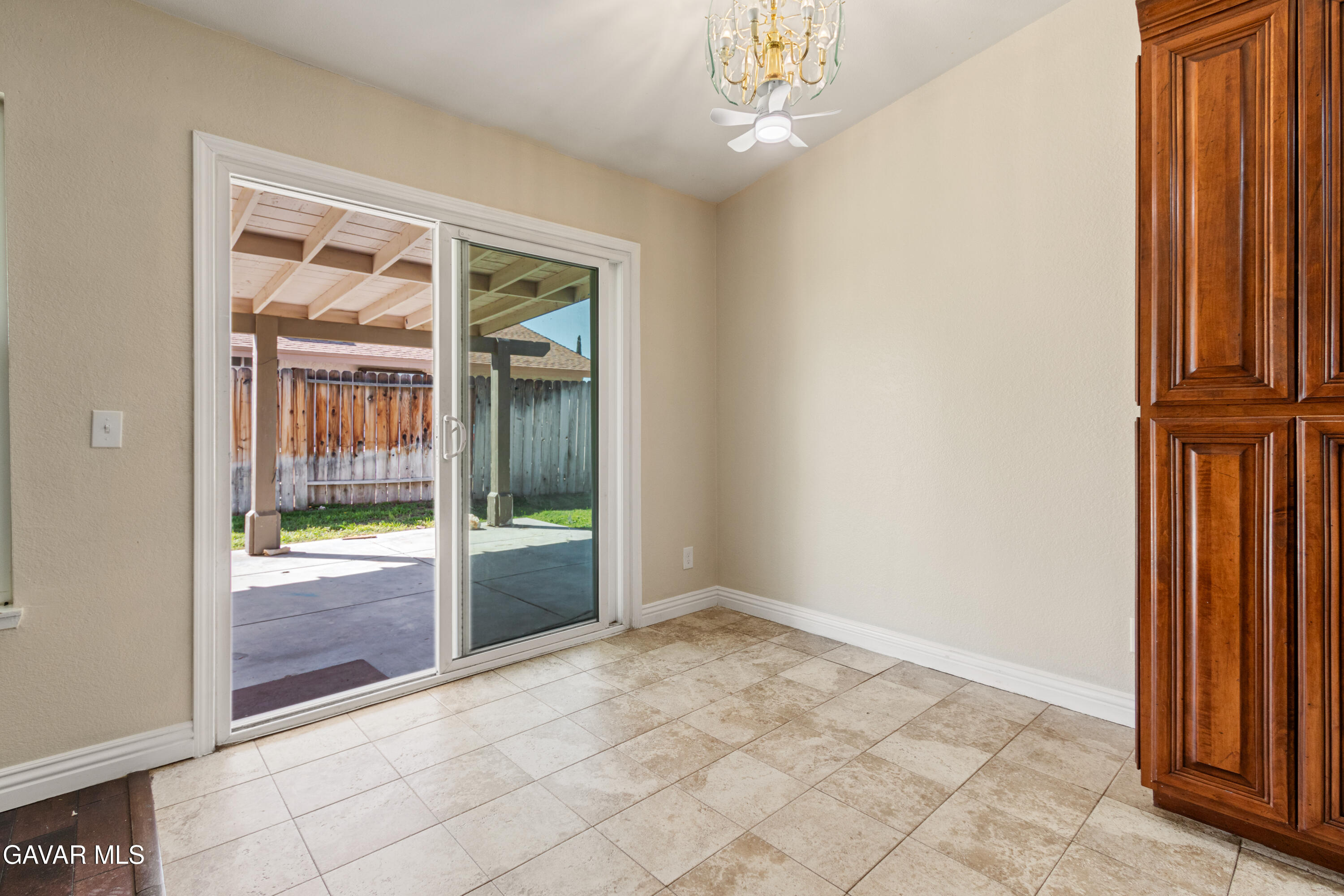 2128 Edam Street Lancaster, CA 93536 - Photo 7 of 26 06-IMG_8208