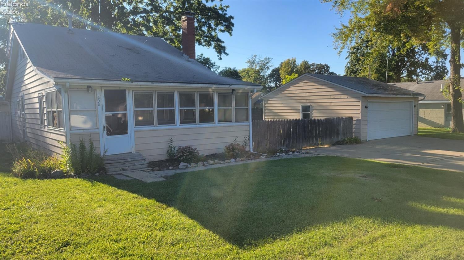 290 Cummings Road Vermilion, OH 44089 - Photo 2 of 18 Gallery Image 2