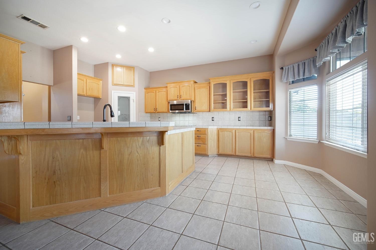 Undisclosed Address Bakersfield, CA 93312 - Photo 24 of 66 Gallery Image 24