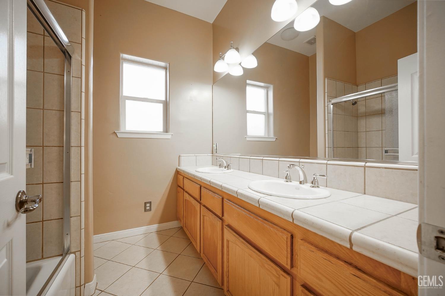 Undisclosed Address Bakersfield, CA 93312 - Photo 29 of 66 Gallery Image 29