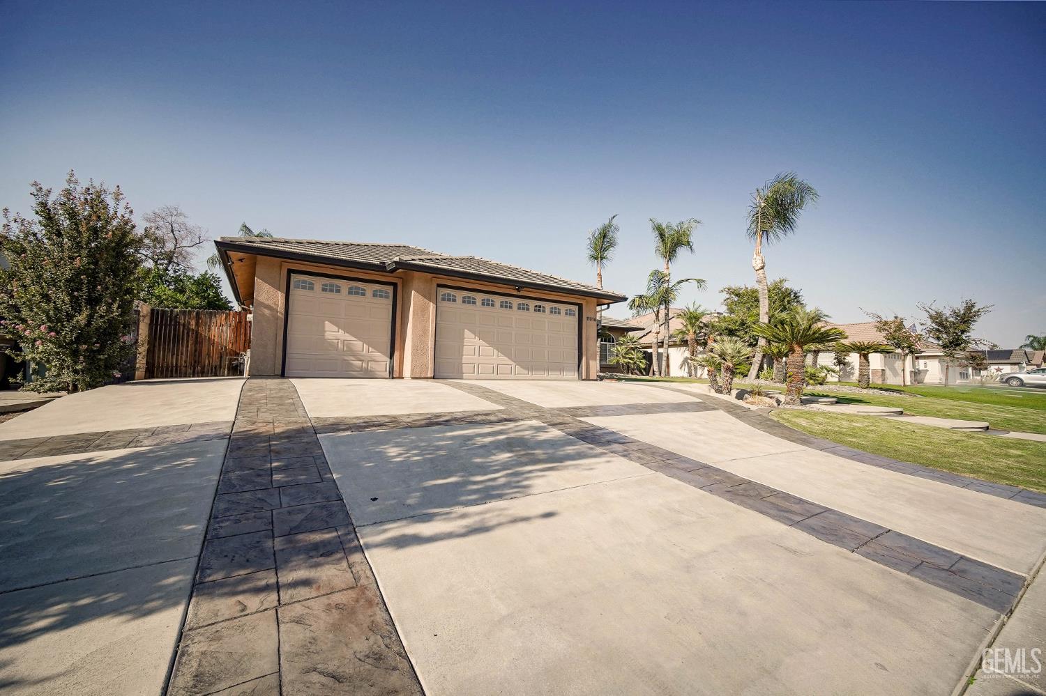 Undisclosed Address Bakersfield, CA 93312 - Photo 5 of 66 Gallery Image 5