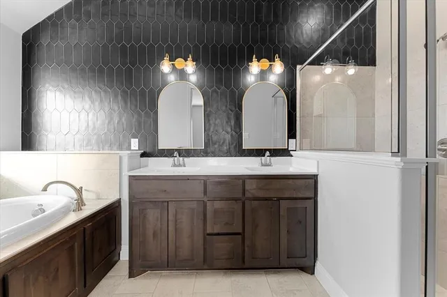 $2,495 | 6320 Starr Dr., McKinney, TX 75071