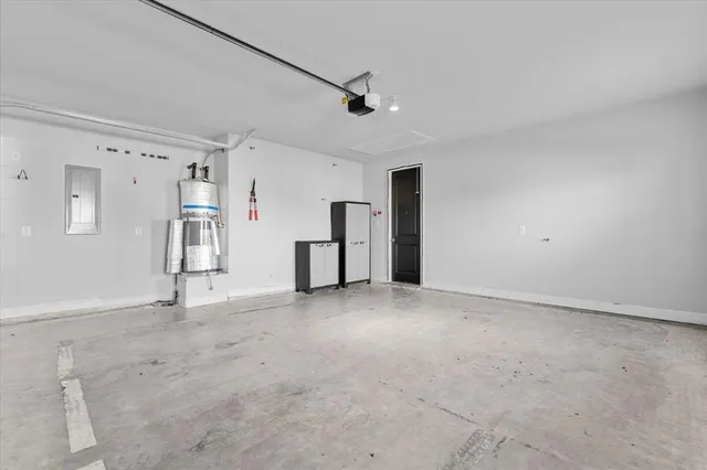 $2,495 | 6320 Starr Dr., McKinney, TX 75071