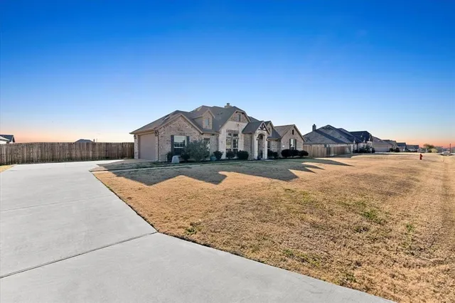 $2,495 | 6320 Starr Dr., McKinney, TX 75071