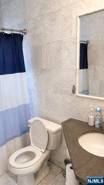 2215 North Central Road, Unit 2E Fort Lee, NJ 07024 - Photo 11 of 16