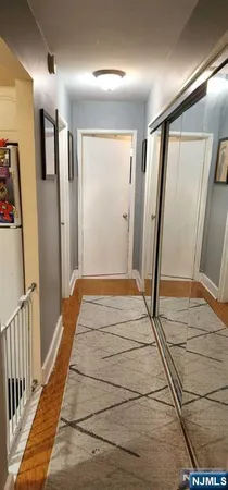 $2,200 | 2215 North Central Road, Unit 2E, Fort Lee, NJ 07024